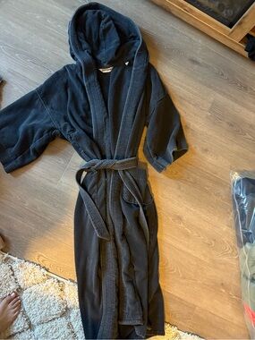 Pierre Cardin Gray Hooded Terry Bathrobe